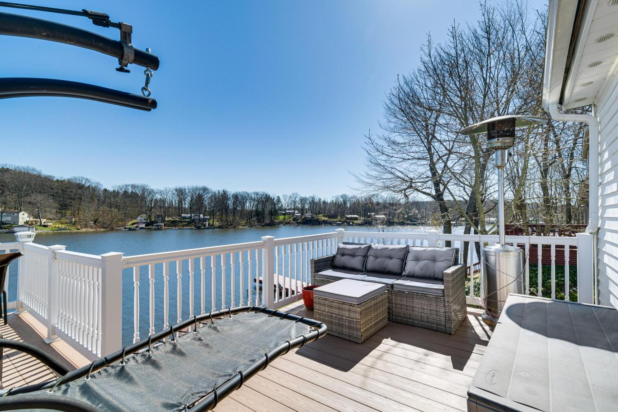 Waterfront Wolcott Vacation Rental With Deck And Views Exterior foto